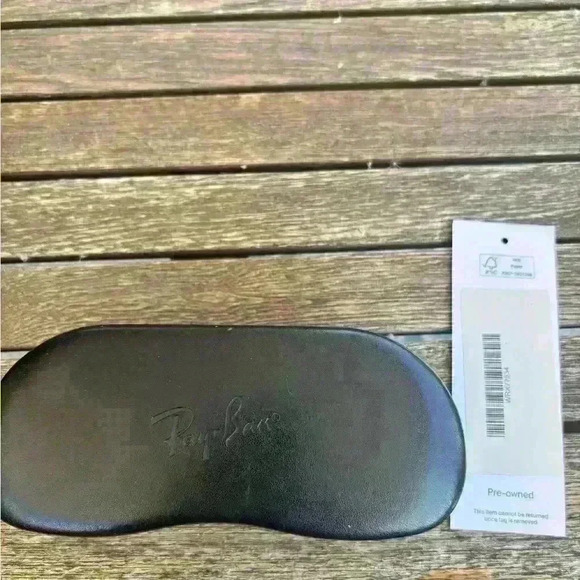 Ray-ban Gradient sunglasses with silver hardware includes case- EUC no scratch - Picture 10 of 11